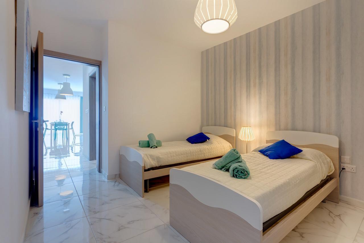 Marvelous 2 Bedroom Apartment By The Sea Qawra Exterior foto
