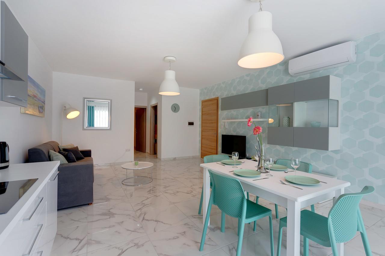 Marvelous 2 Bedroom Apartment By The Sea Qawra Exterior foto