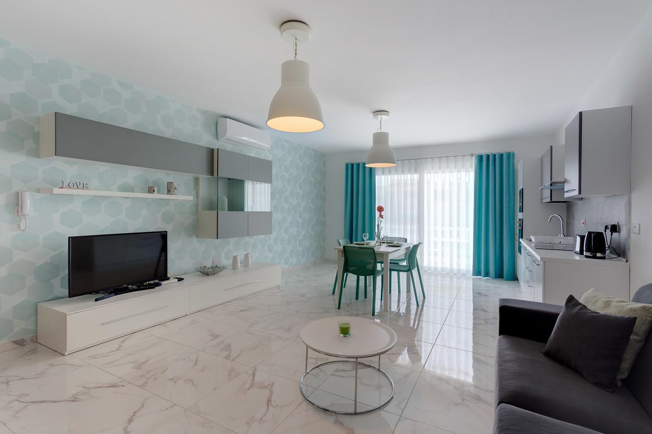 Marvelous 2 Bedroom Apartment By The Sea Qawra Exterior foto